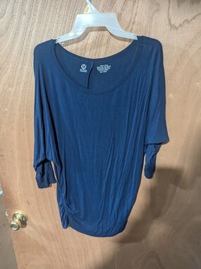 Amazon Women's Dark Blue Scoop Neck Tunic Top